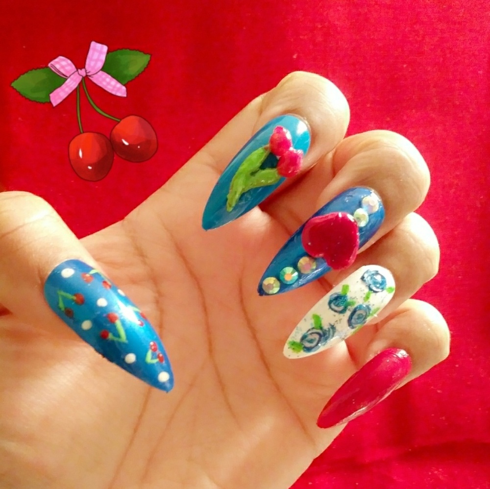 Fake nails - Picture 4 of 4